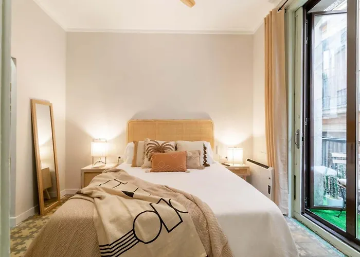 Apartment Bolivia. Newly Renovated Full With Bright Terrace *