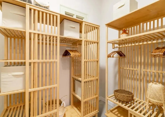 Bolivia. Newly Renovated Full With Bright Terrace Barcelona