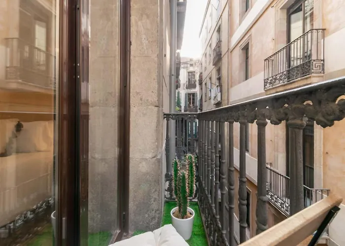 Bolivia. Newly Renovated Full With Bright Terrace Apartment Barcelona